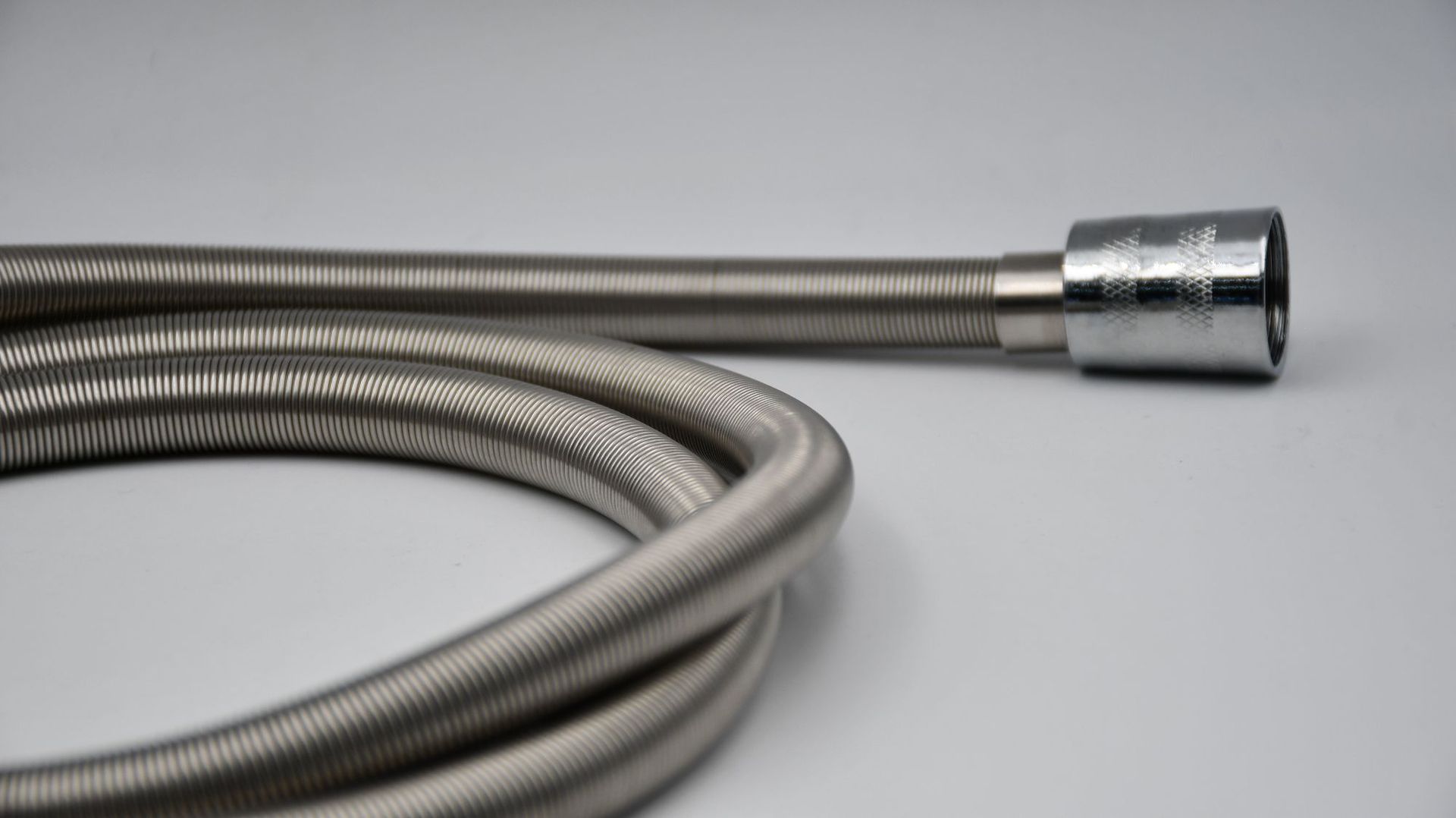 1.5-2.0m订制不锈钢伸缩淋浴花洒喷头卫生间加密弹簧软管吸塑批发