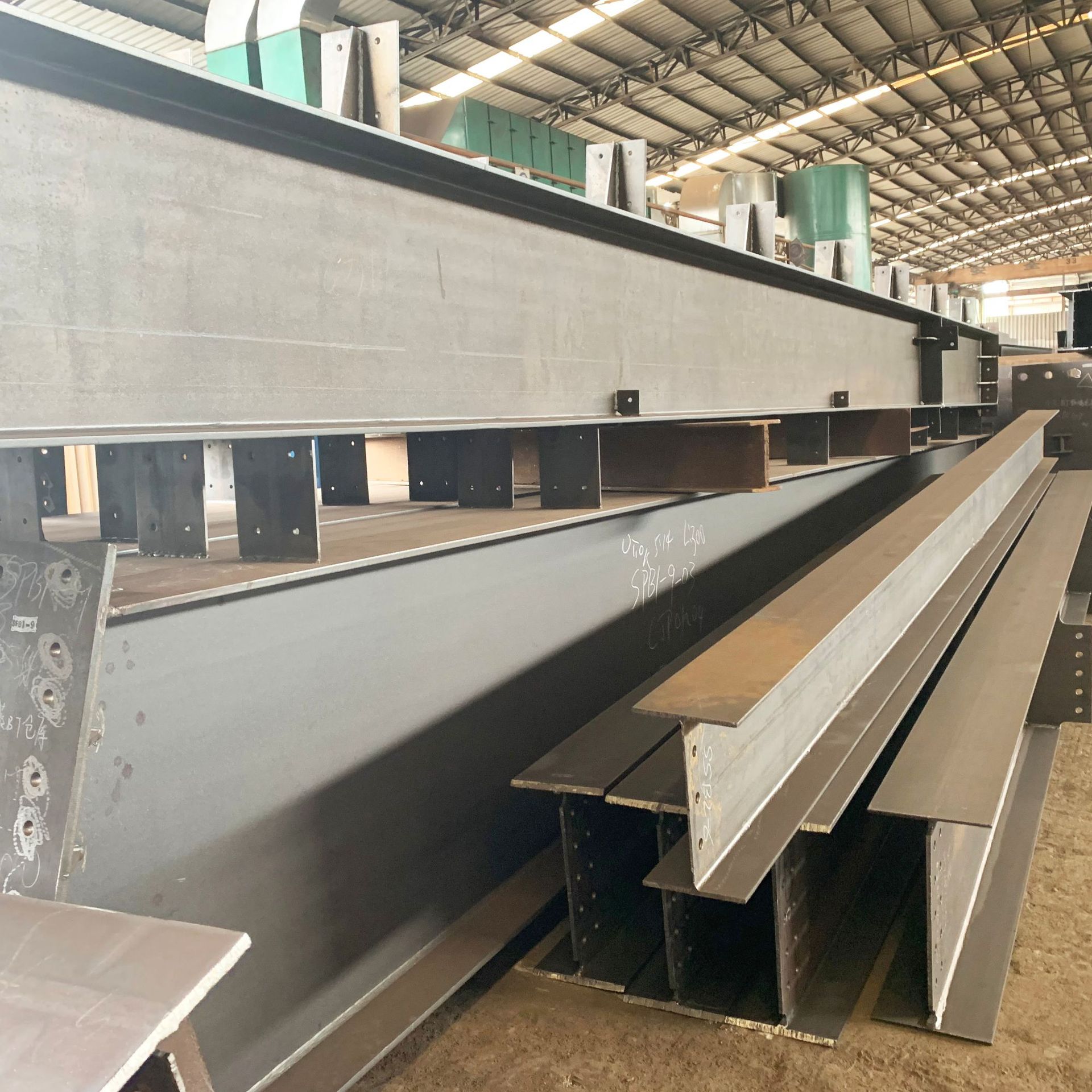 亚马逊外贸出口钢结构工程设计安装文莱钢结构厂房钢柱钢梁制作楼-阿