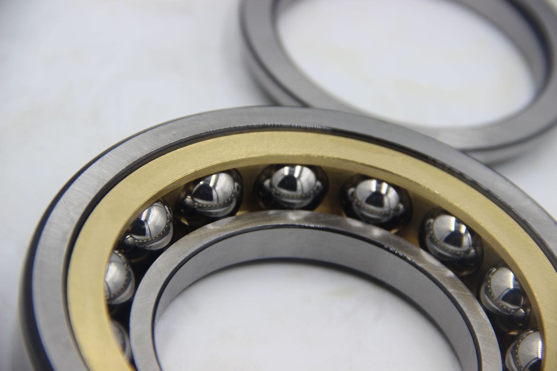 qj213m 四点角接触球轴承