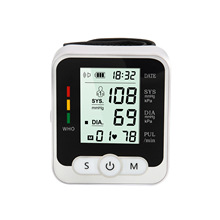 厂家批发 手腕式跨境电子血压计 家用电子血压仪 自动腕式血压计