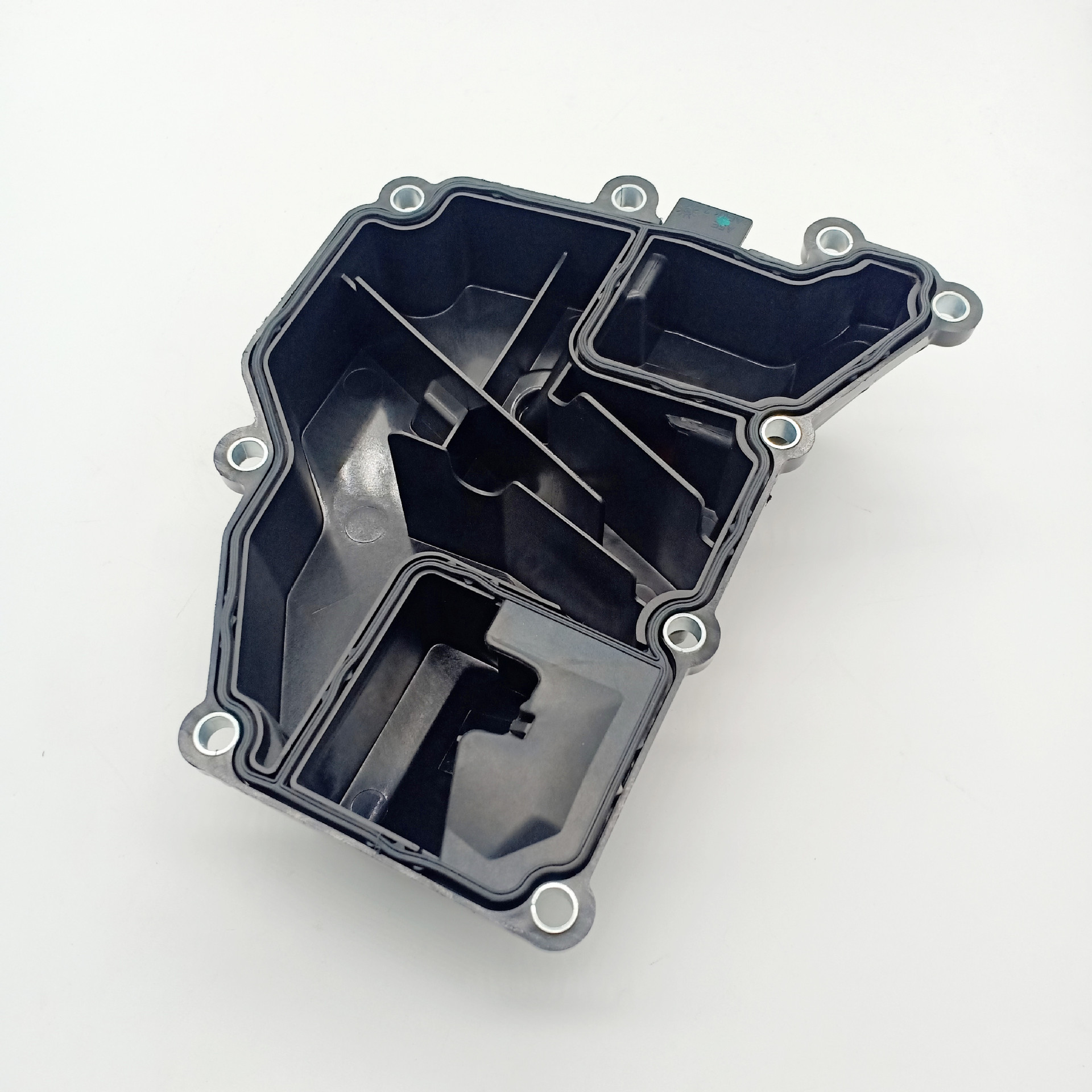 适用于捷达桑塔纳油水分离器废气阀总成04e103464l