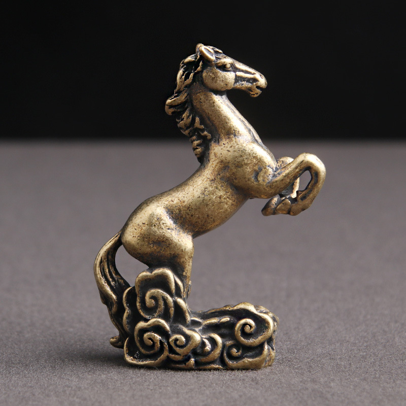 黄铜做旧马踏祥云桌面摆件马到成功生肖马创意文玩茶宠老铜器批发