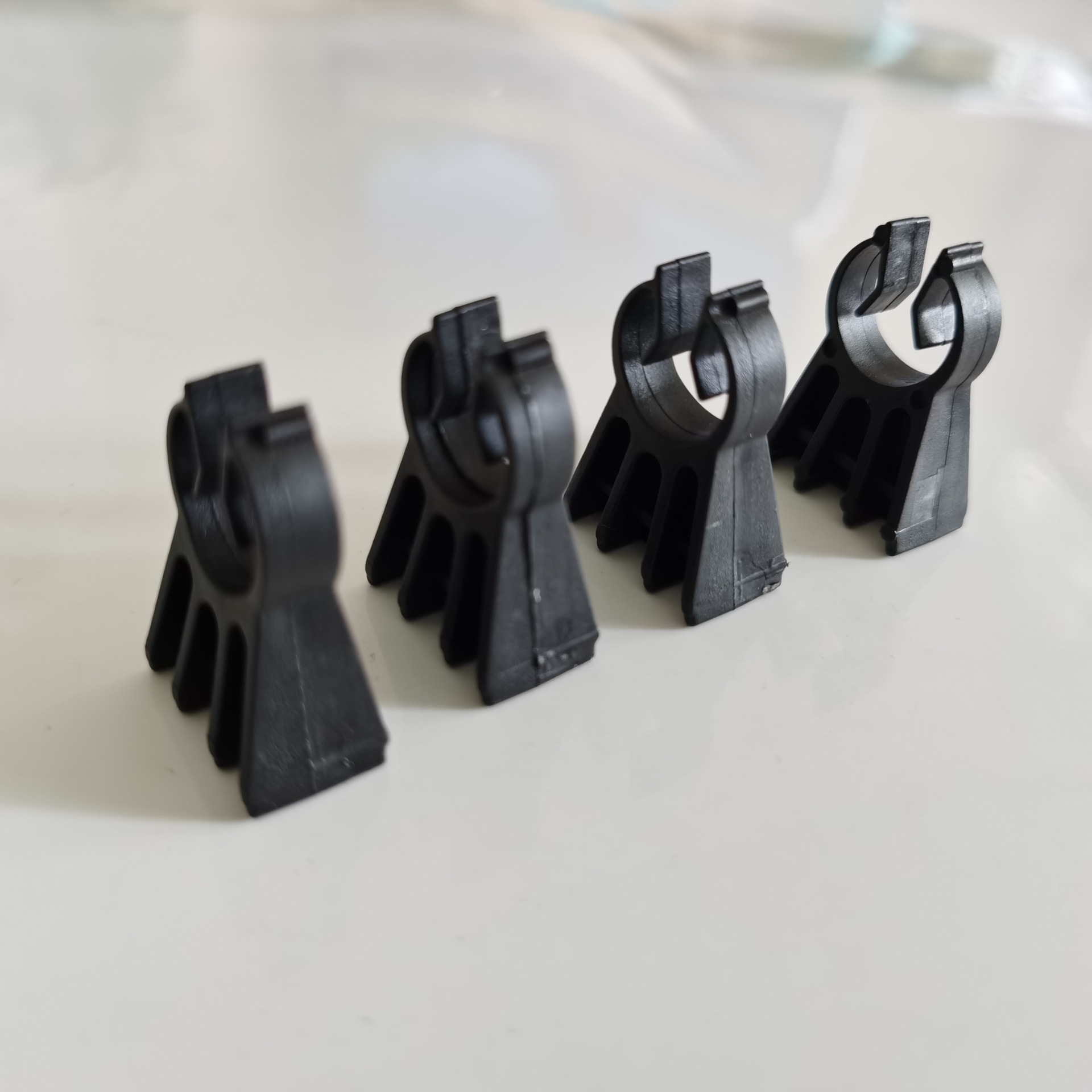 厂家直销塑料垫块 钢筋保护层梁垫块 塑料马镫垫块塑料垫块 垫块