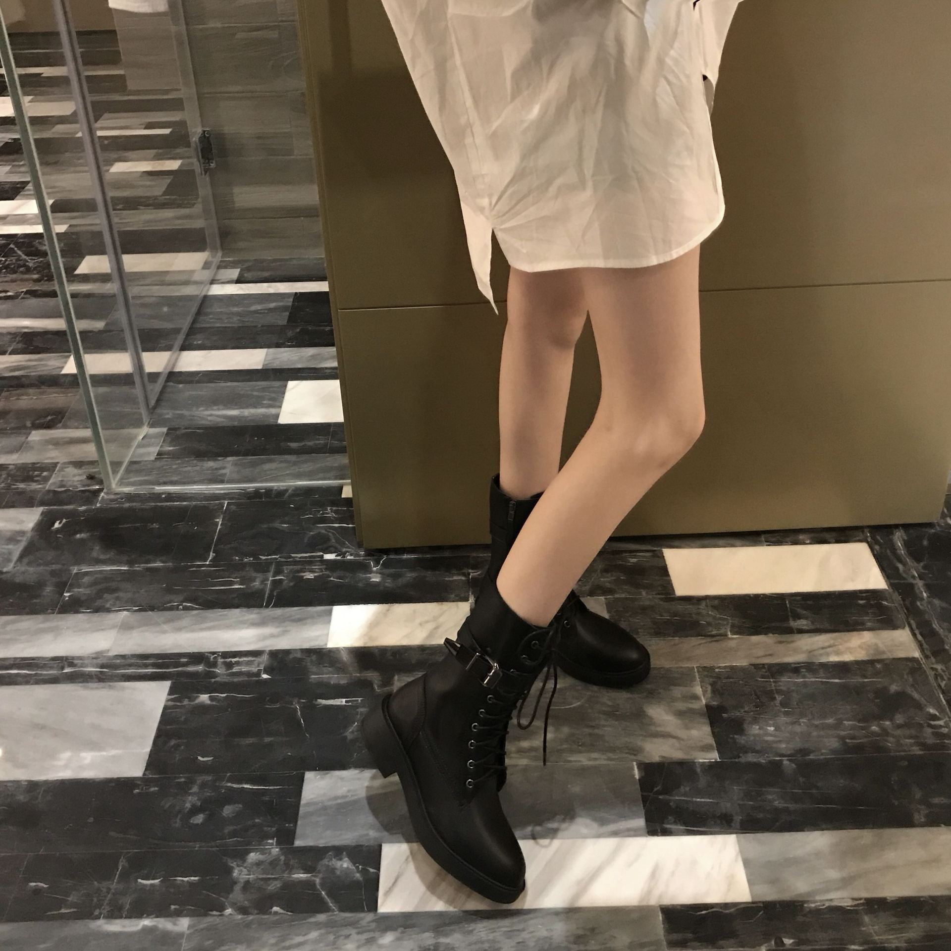 网红马丁靴女夏季英伦风透气潮ins酷短靴夏天百搭薄款黑色机车靴