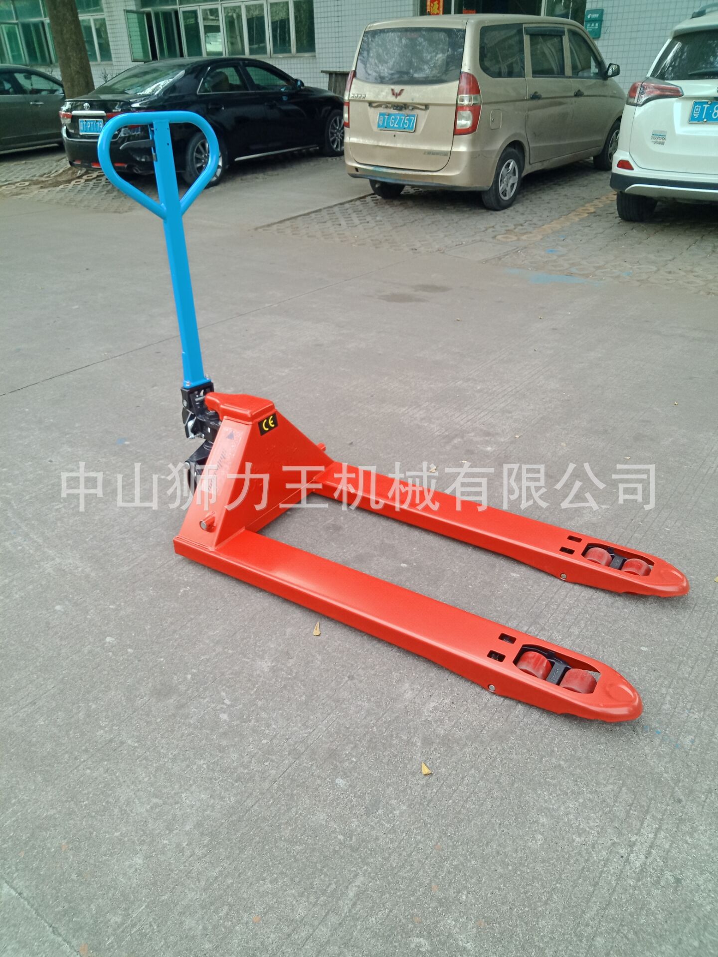 狮力王批发价仓库用仓储物流手动液压人力叉车