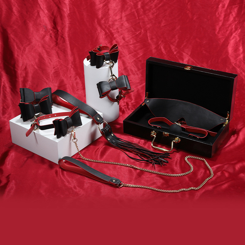 成人情趣用品sm捆绑套装调情男女惩罚束缚捆绑套装性爱玩具代发