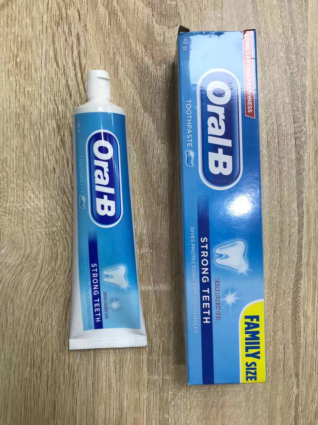 水晶膏体,英文oral-b出口牙膏