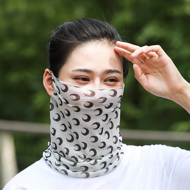 厂家直销女士夏季防晒面纱冰丝面罩花样百搭防尘遮面超薄透气口罩