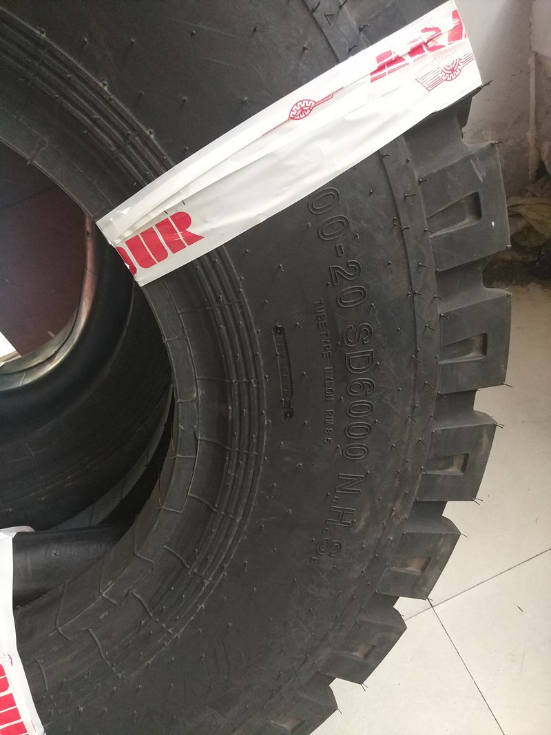 甲字工业充气叉车轮胎12.00-20-22pr sd6000 1200-20-20pr plt338