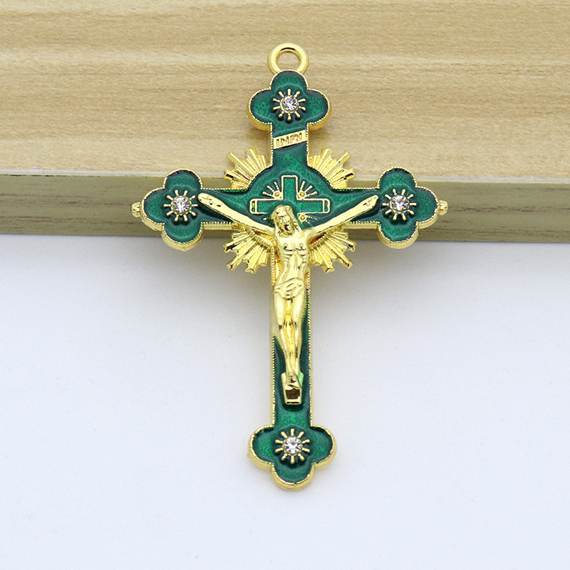 Factory Wholesale Religious Ornament Metal Accessories Jesus Cross Color Necklace Pendant Keychain Pendant