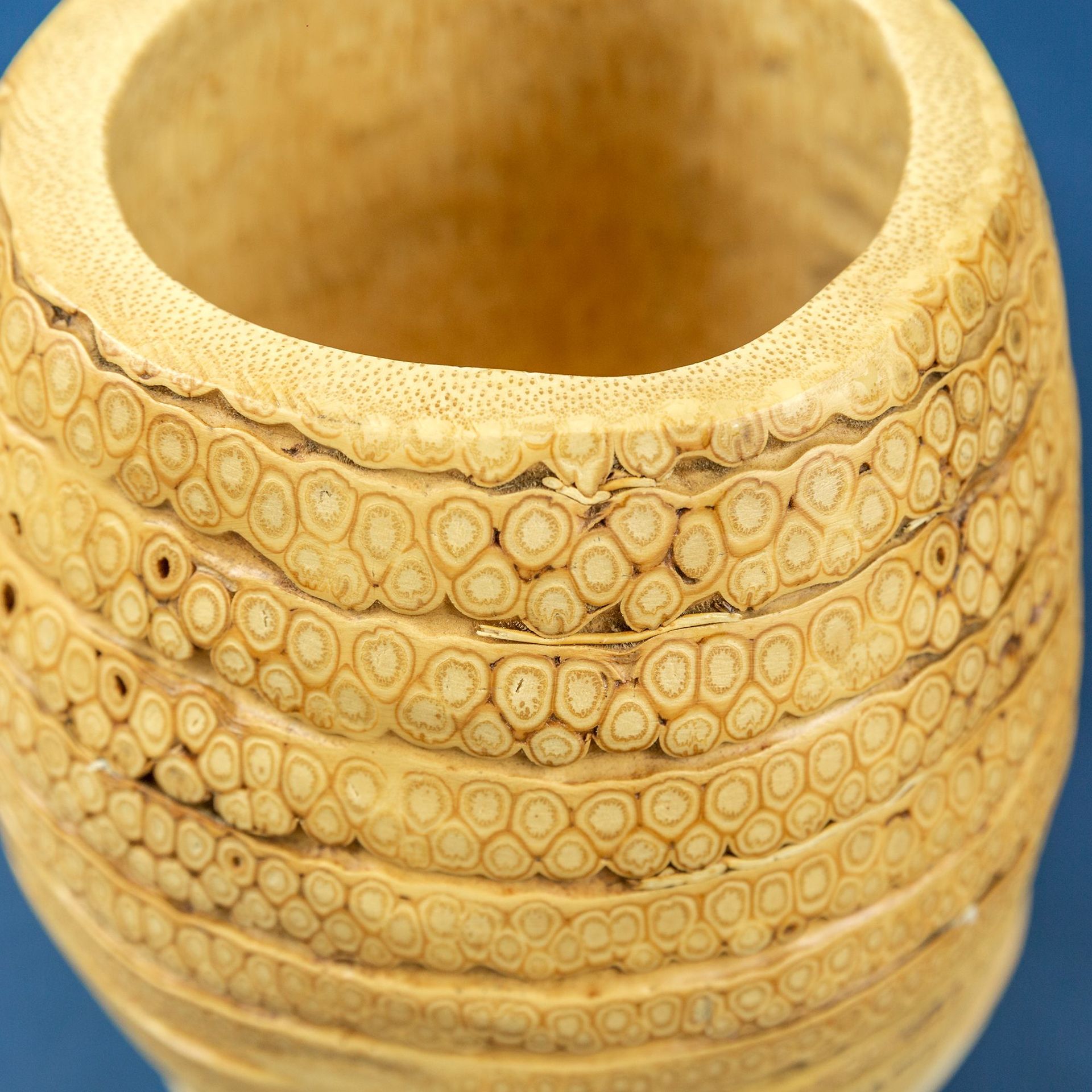 竹制工艺品竹根储蓄罐家用摆件收纳创意竹制品玩具工艺收纳罐厂家