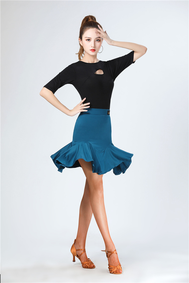 2020拉丁舞裙女成人半身裙新款跳舞演出荷叶边裙子专业舞蹈练功服
