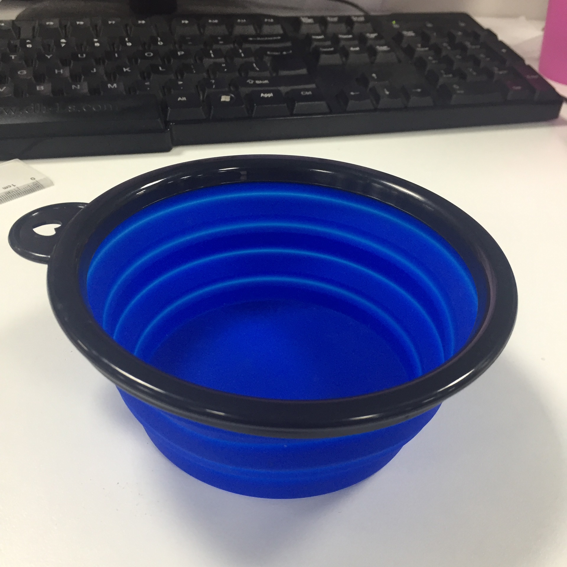 折叠狗碗工厂 多用途宠物用品硅胶折叠碗伸缩折叠碗硅胶碗塑胶圈