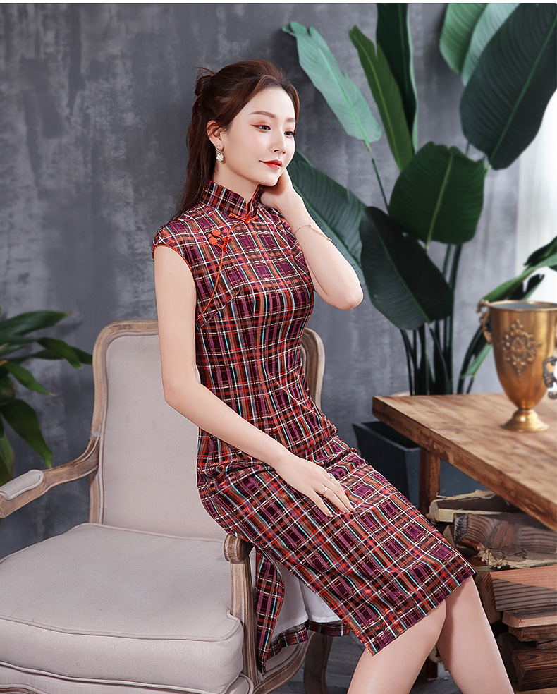 秀观唐筱香2020夏装新款改良植绒条纹短款修身民国风格子旗袍裙