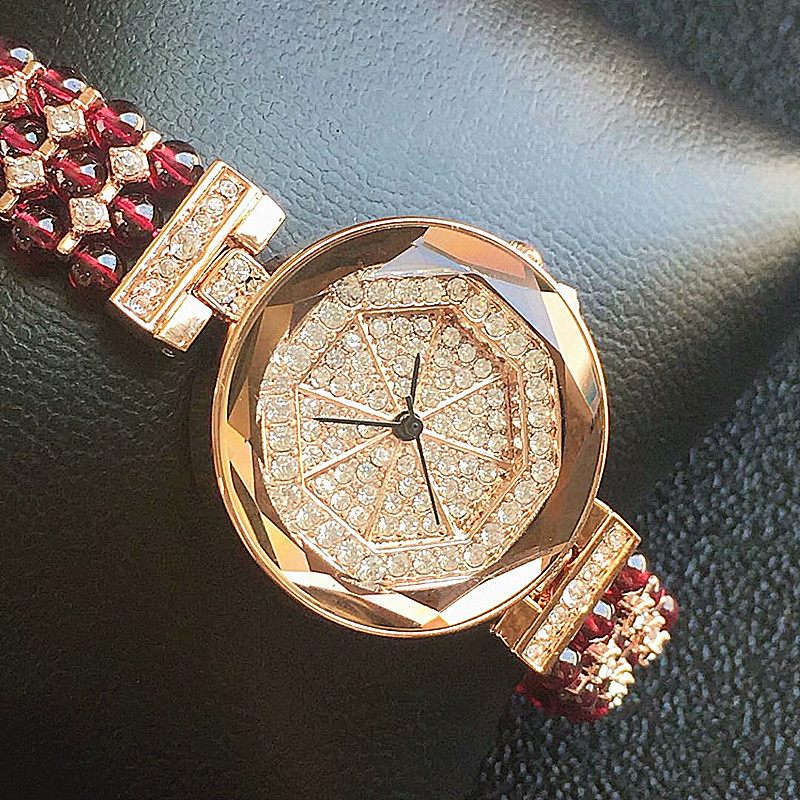 石榴石手表女士时尚手链深度防水韩版首饰品电子机芯手表