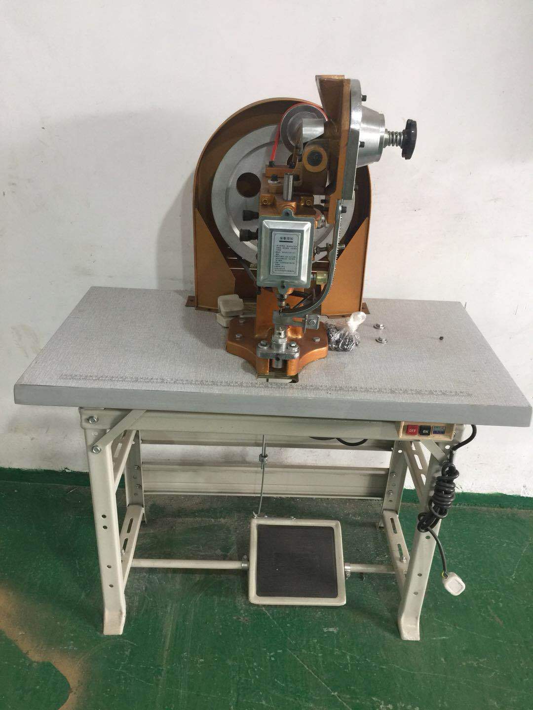 相框背板机器 空心钉半空心钉机器