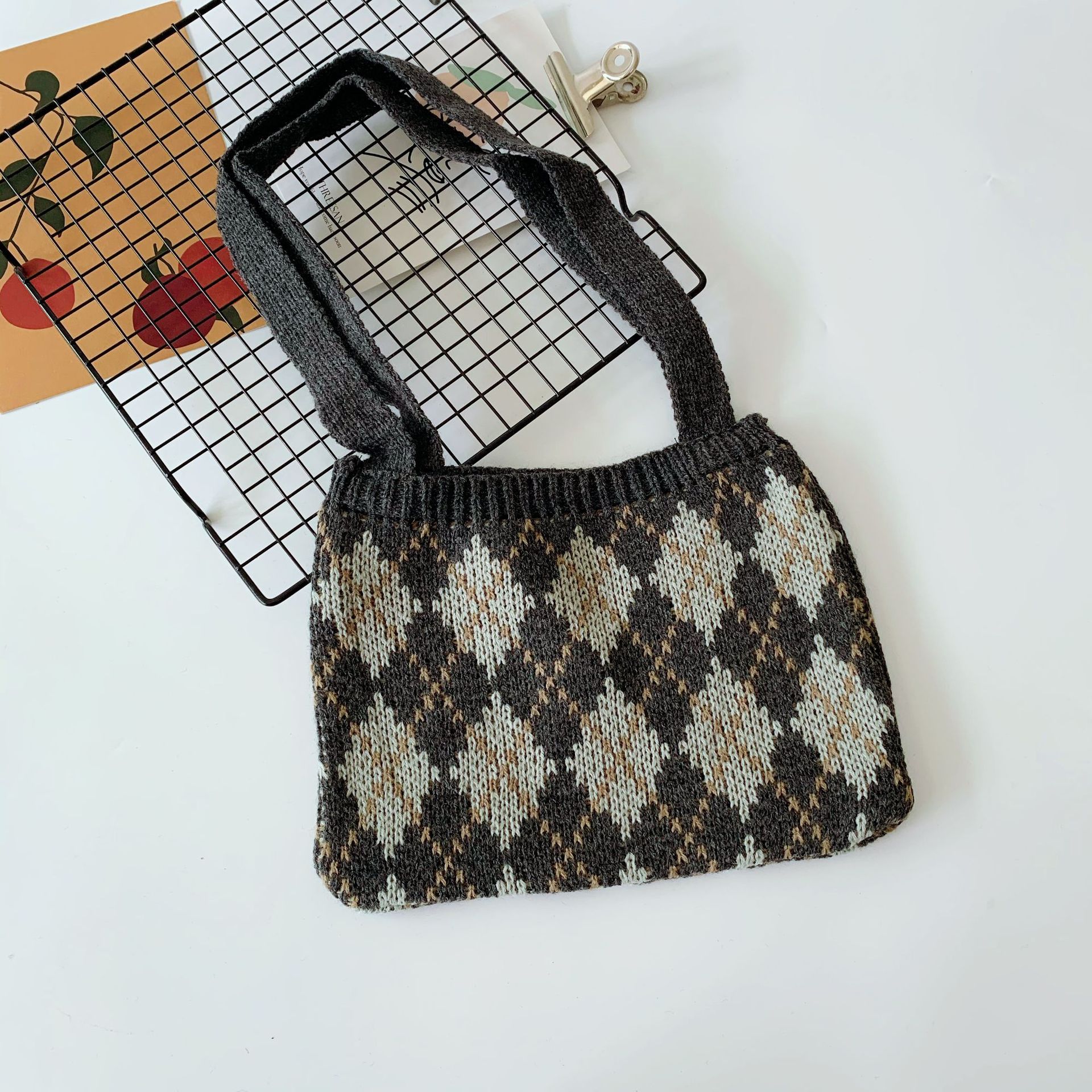 新款菱形毛线针织包包 儿童韩版休闲挎包 秋冬款宝宝时尚毛线包