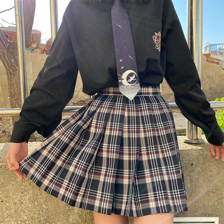 黑桃格 jk制服正统葡萄色红黑格裙不良感水蜜桃女学生百褶裙软妹