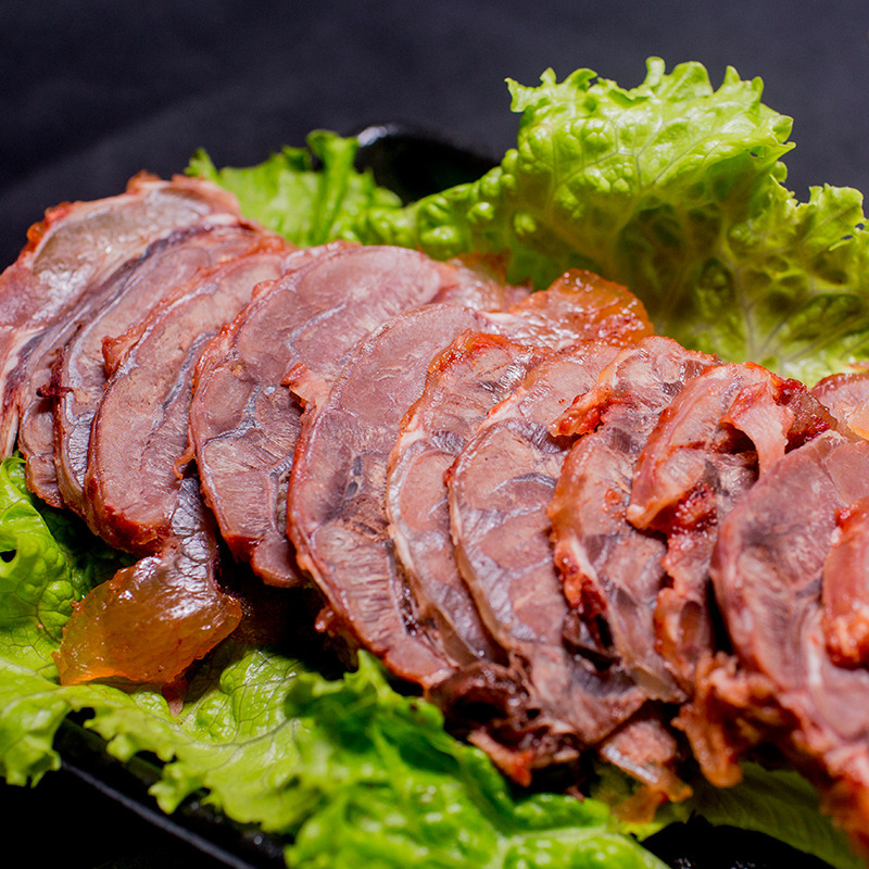 五香酱牛肉卤味熟食牛腱子肉大块真空保鲜开袋即食零食休闲小吃