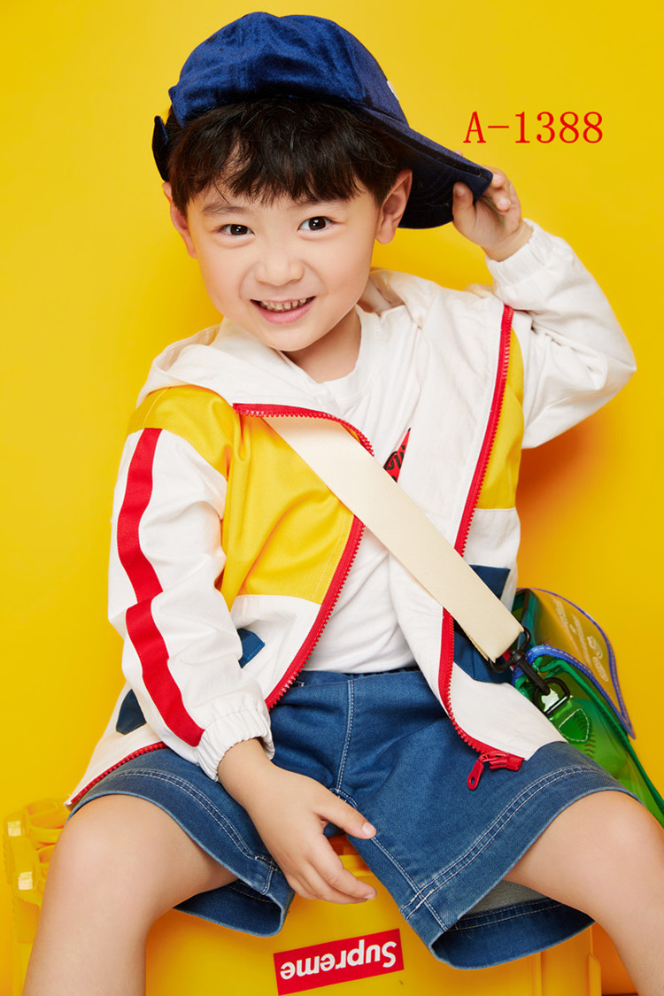 2020展会新款儿童摄影服装4-5岁男孩拍照卫衣短裤套装 潮流写真服