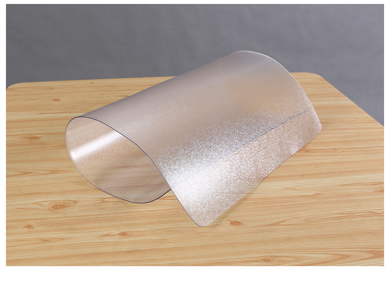 pvc桌垫地垫 桌垫长方形pvc透明软胶垫免洗环保防水pvc透明桌垫