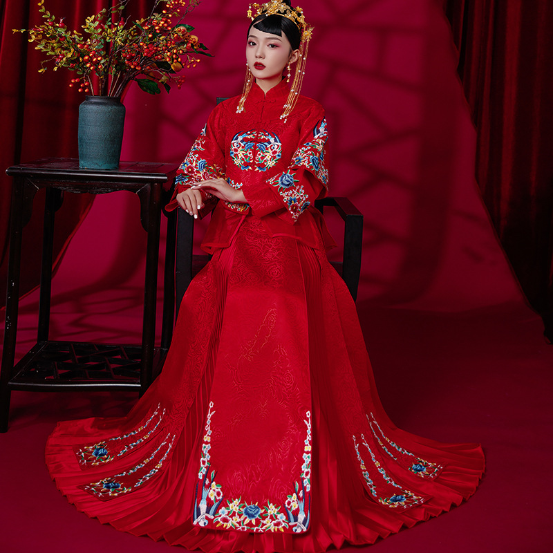 红色百褶秀禾服女2020夏季新款新娘婚纱礼服中式出门礼服敬酒服