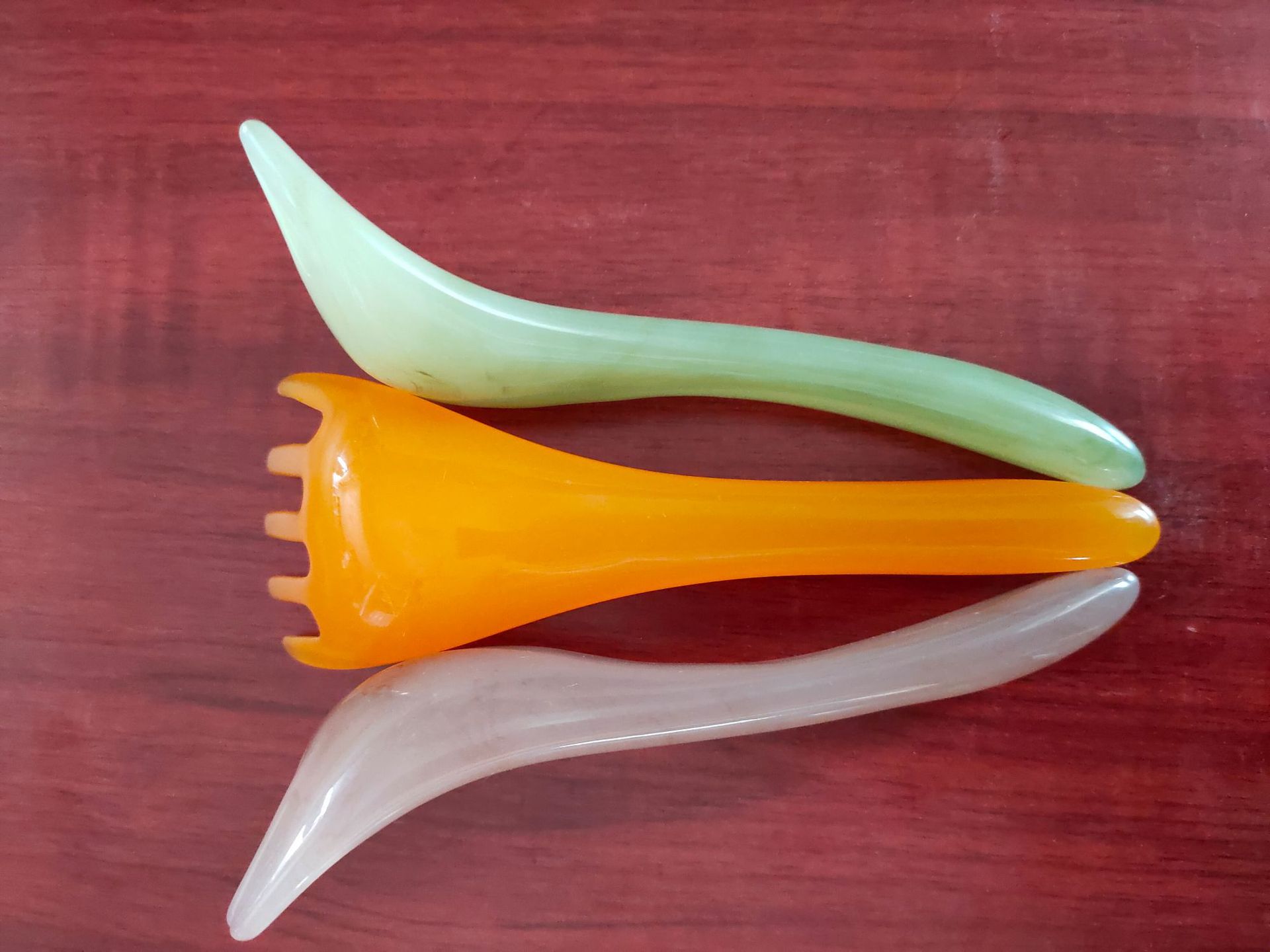 五爪头皮按摩爪树脂蜜蜡点穴疏通经络手动头部按摩器刮痧板全身用