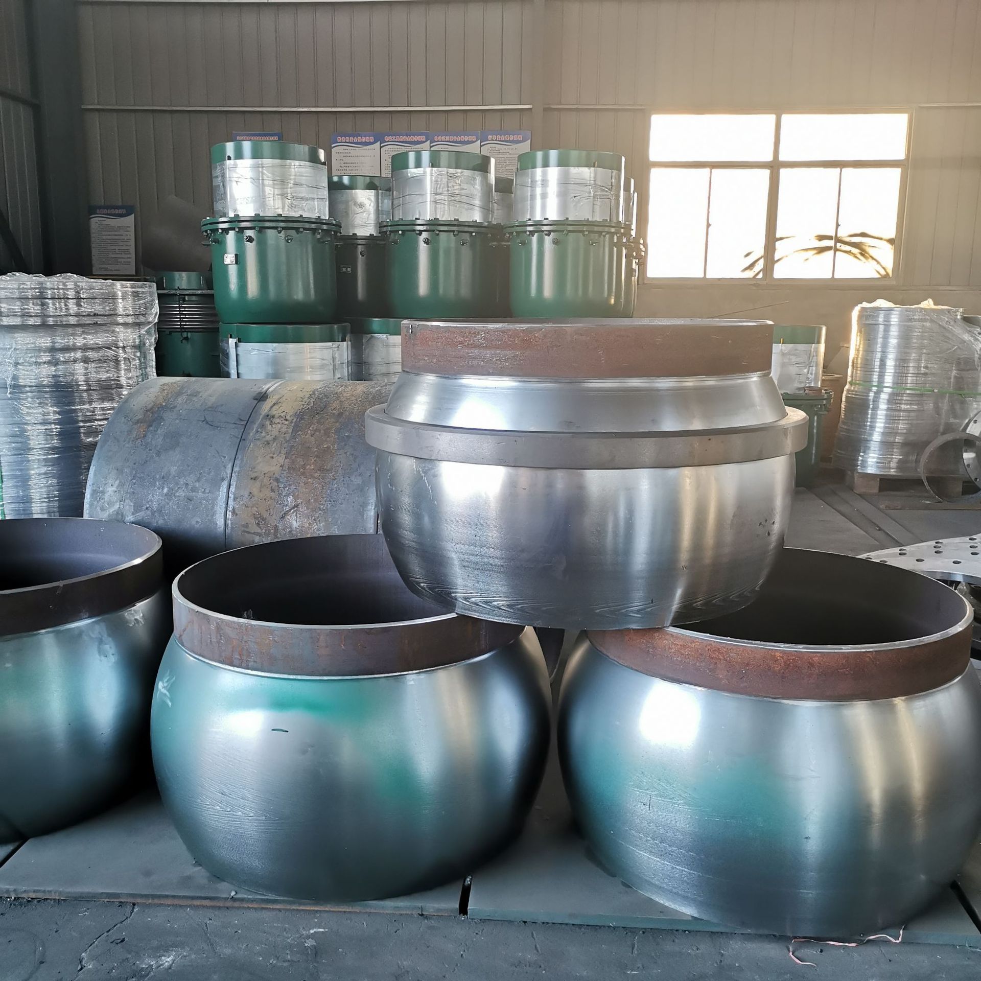 供应三维双球形补偿器 热力管道球形补偿器 密封球形补偿器