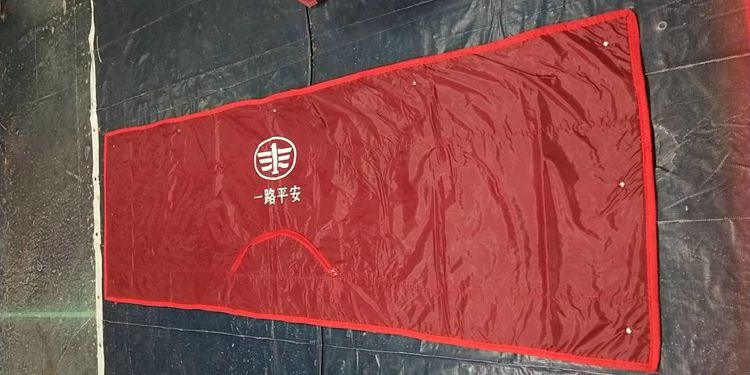 大货车车头挡风被保温棉被防寒被保温套卡车车头防寒保暖水箱保温