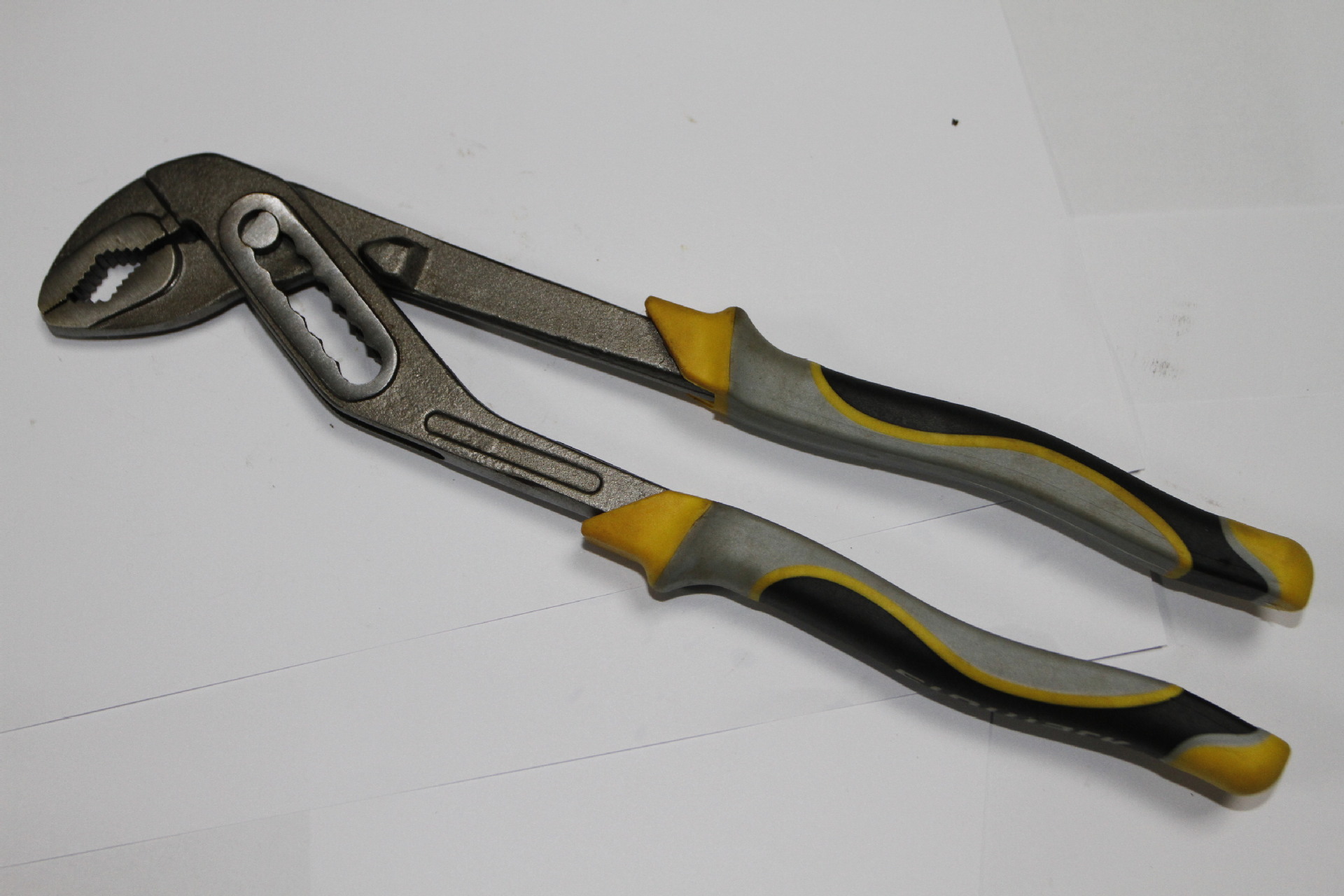 大量供应d4水泵钳