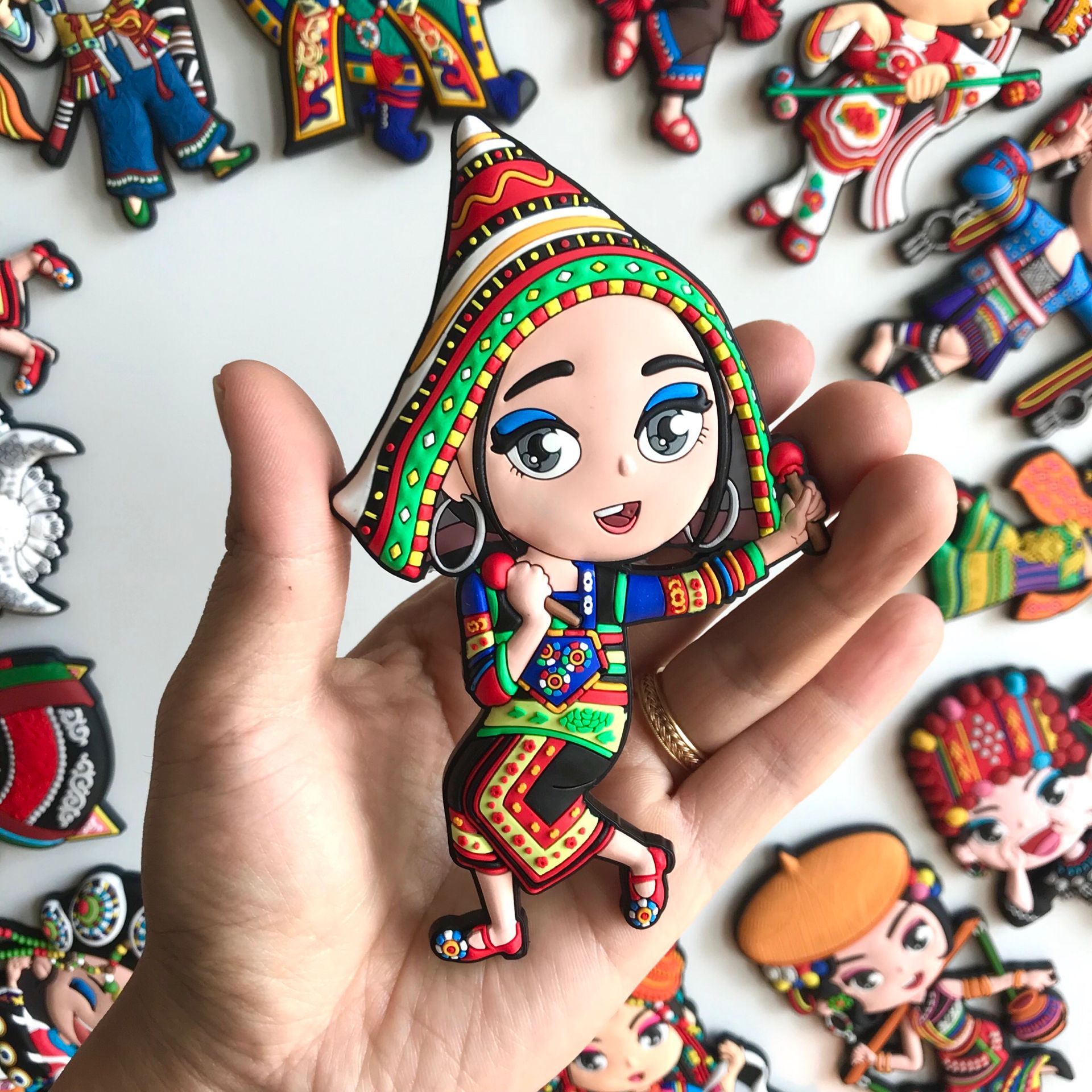 幻拍基诺族冰箱贴云南少数民族旅游文创纪念品伴手礼ar黑科技