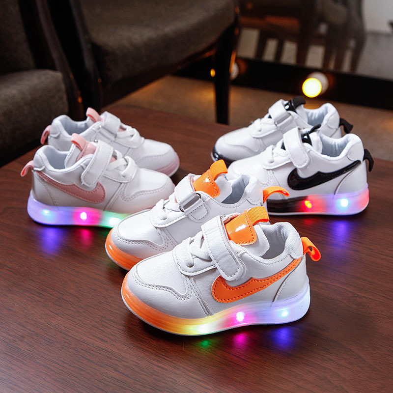 Spring New Children's Luminous Shoes Boys and Girls Shoes Colorful Led Light Shoes Fluorescent Flash Girls Light up Shoes