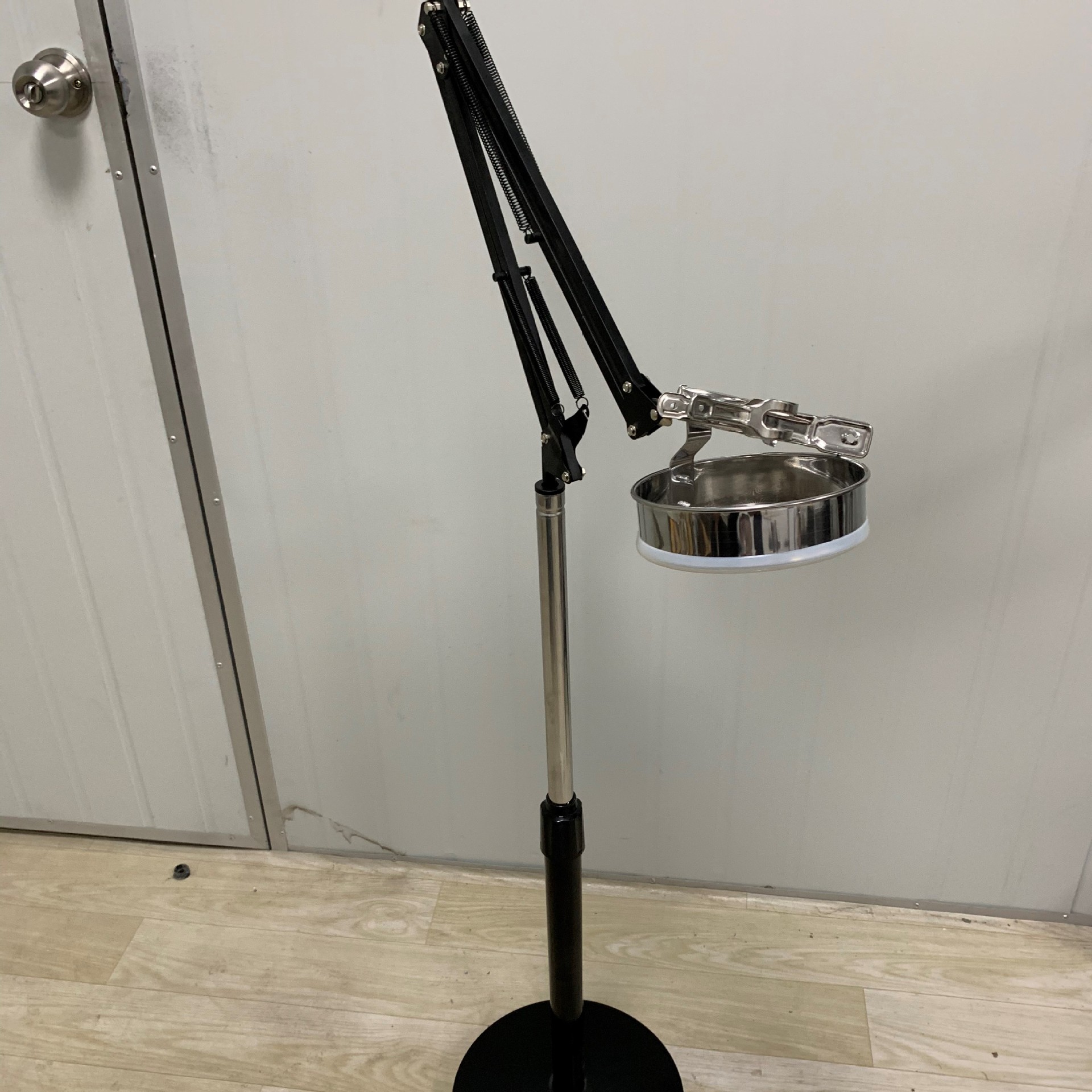 工厂批发 艾灸支架 可雷火灸艾柱熏蒸仪落地立式支架 升降支架