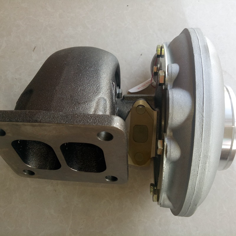 约翰迪尔收割机小鹿发动机原厂涡轮增压器进气泵s300总成re316638