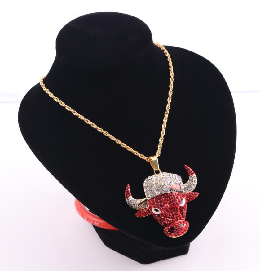 跨境饰品批发镶钻霸气牛头吊坠个性潮流嘻哈男女牛头朋克男士项链