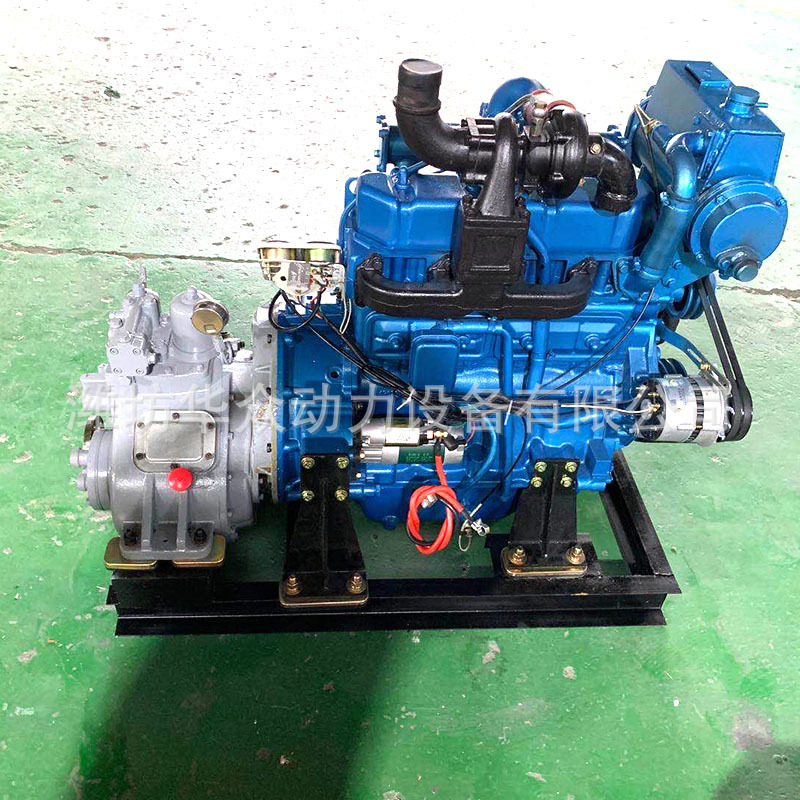 潍柴4105zc船用柴油机 40a船用齿轮箱 120马力船用4缸增压发动机