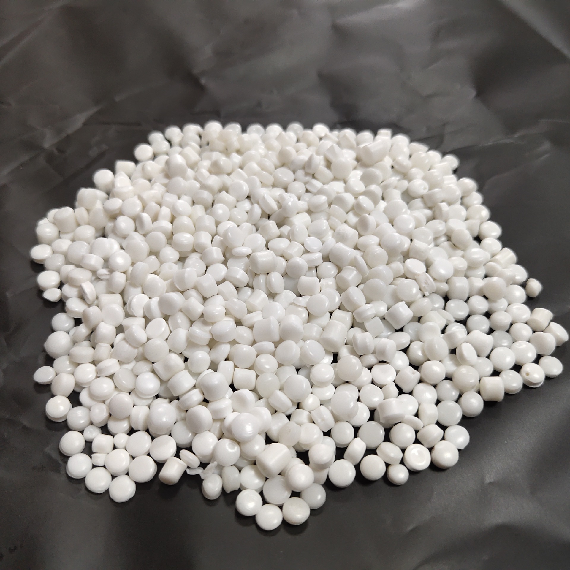 圆白pp再生料塑料注塑颗粒厂家本色白色pp再生料塑胶颗粒货源稳定