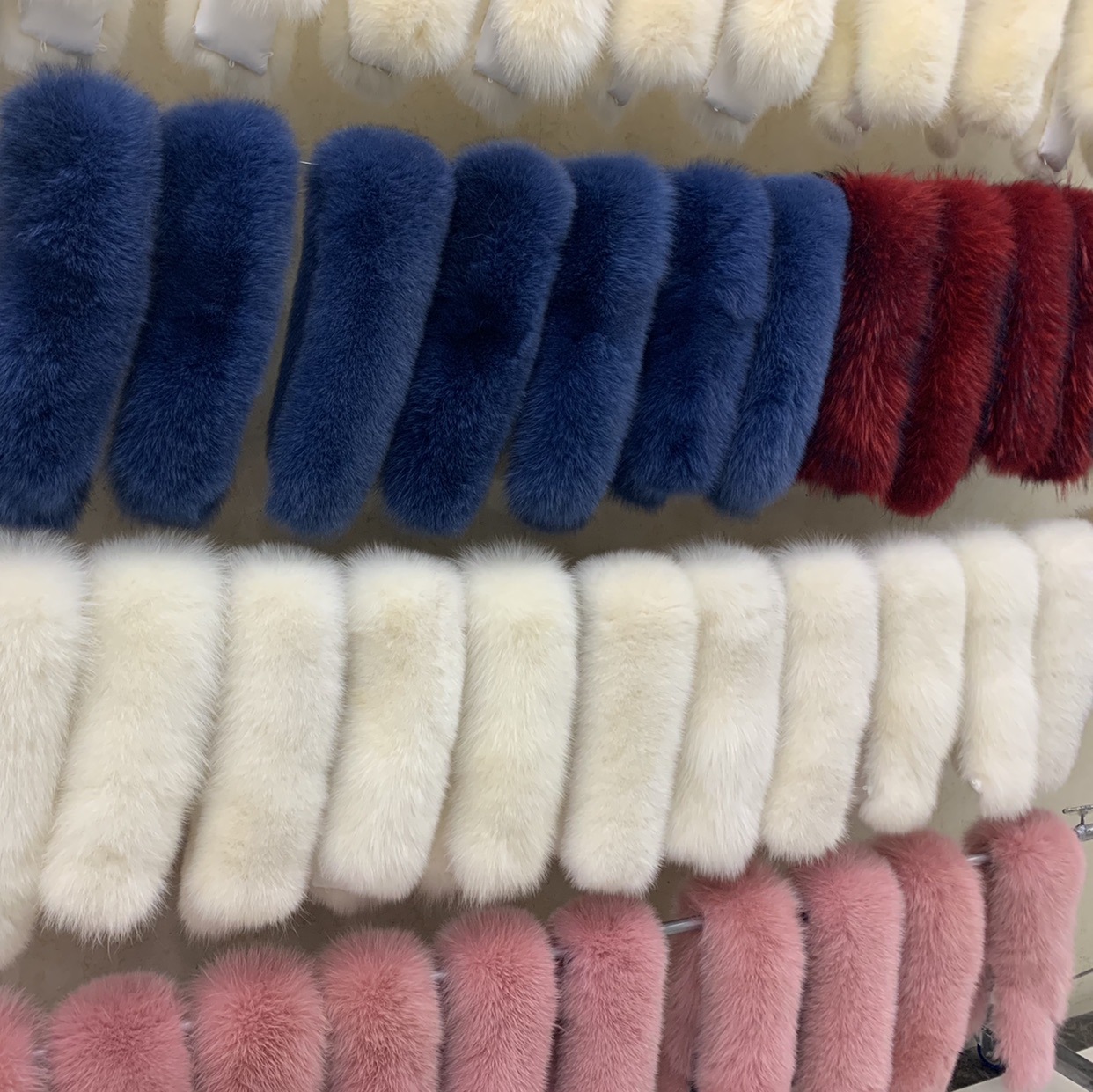 工厂批发儿童羽绒服毛领草狐狸毛领童装羽绒服毛领蓝狐帽领-阿里巴巴