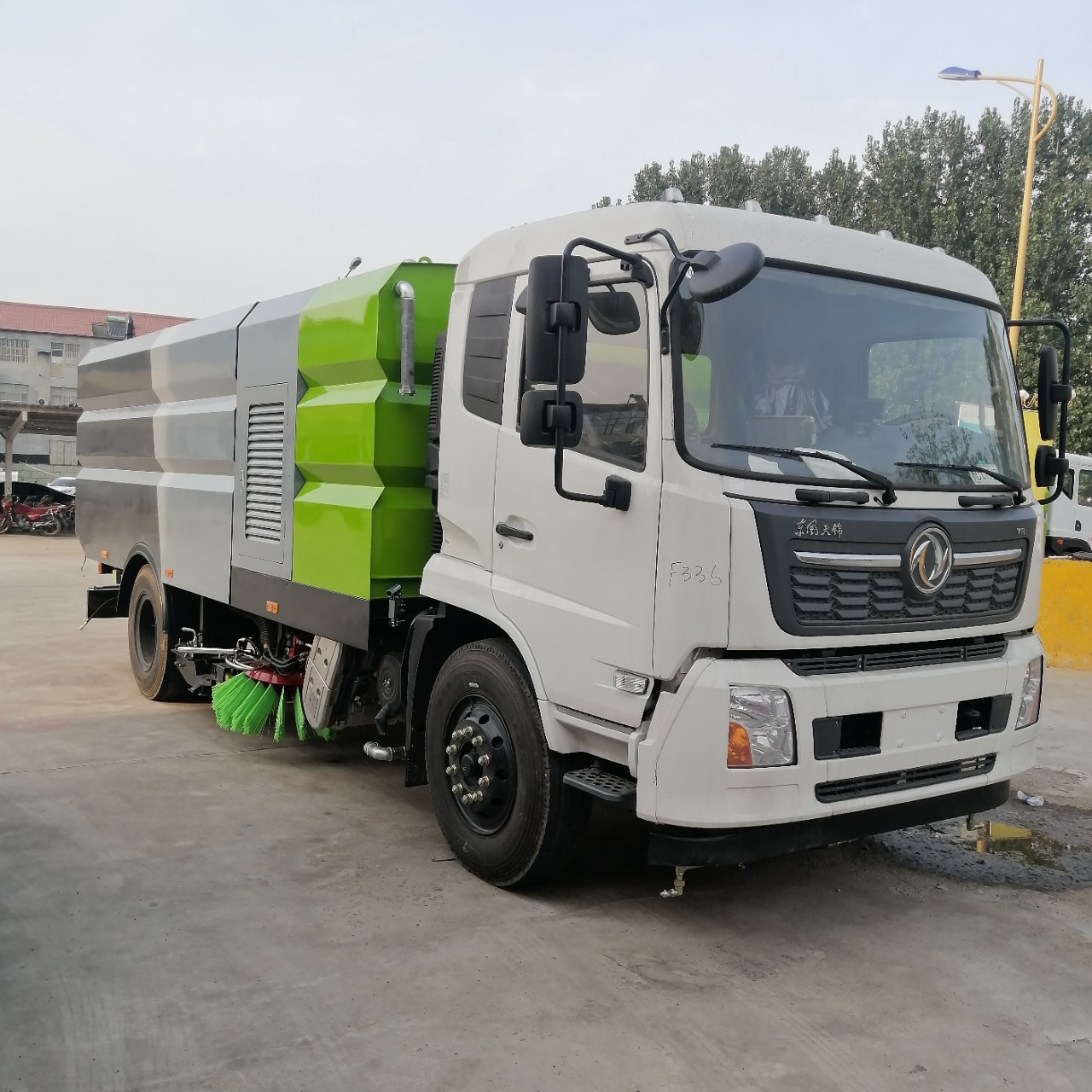 国六东风小多利卡5吨洗扫车 煤厂电厂扫路车 吸尘车 现货供应-询价