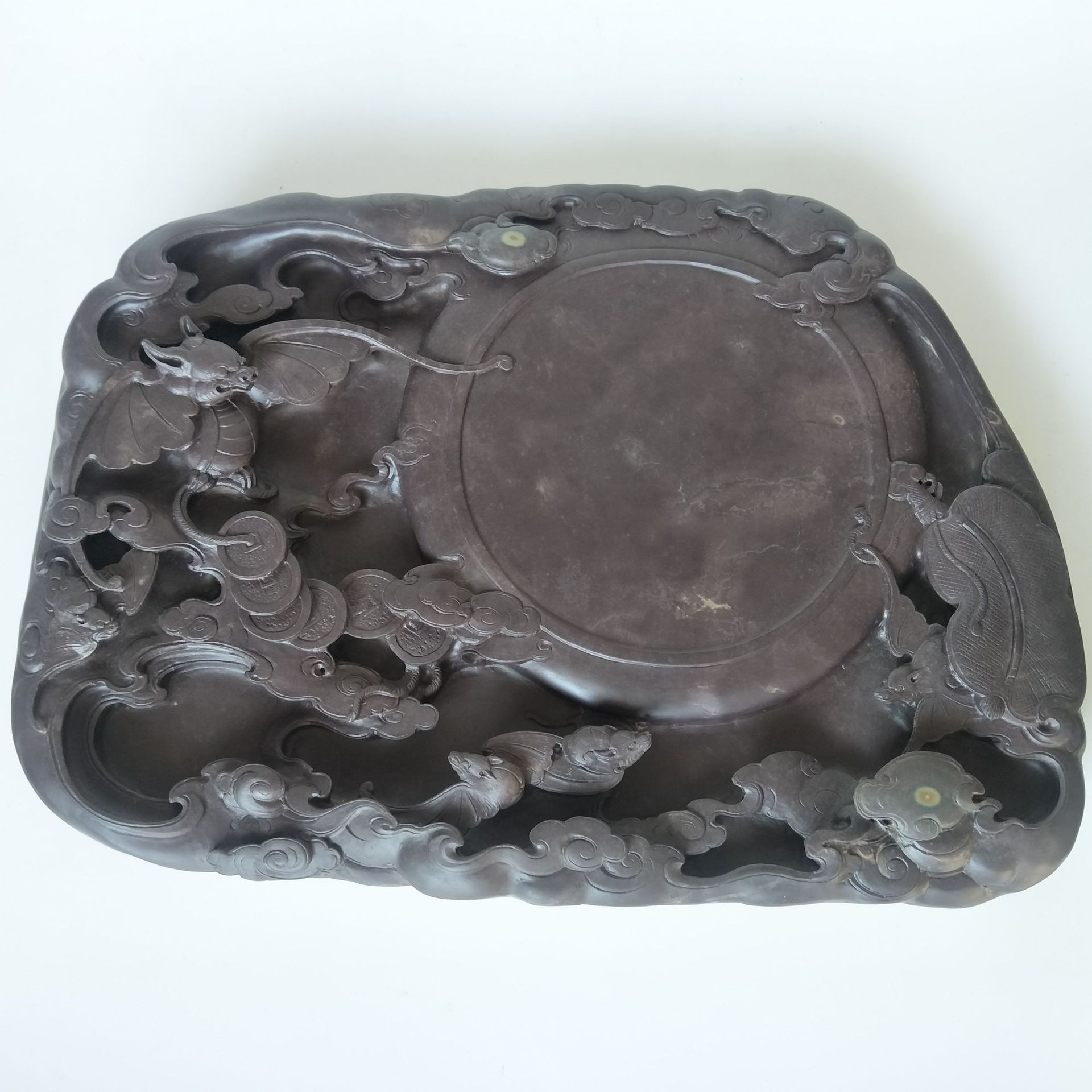 广东端砚坑仔八宝五福临門石砚台质细腻有石眼可收藏摆设办公居家