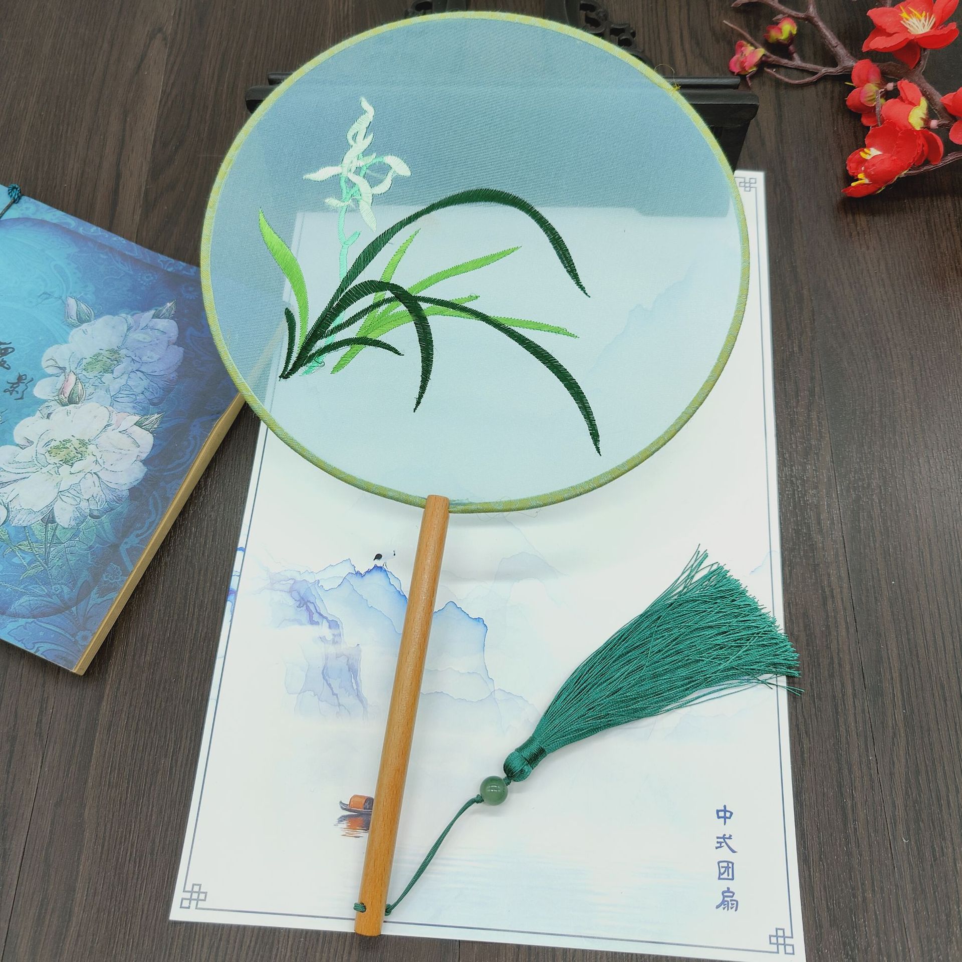 圆形双面刺绣中国风摄影拍照彼岸花团扇宫廷扇汉服女夏舞蹈绣花扇