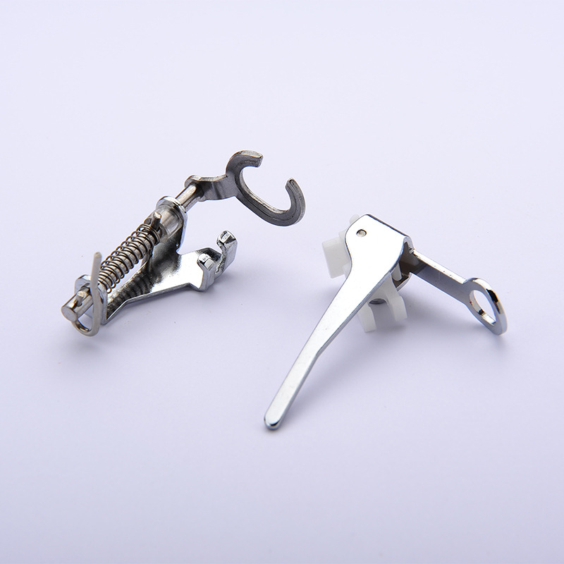 压脚家用缝纫机压脚通用配件自由绗缝开口闭口绣花刺绣带弹簧压脚