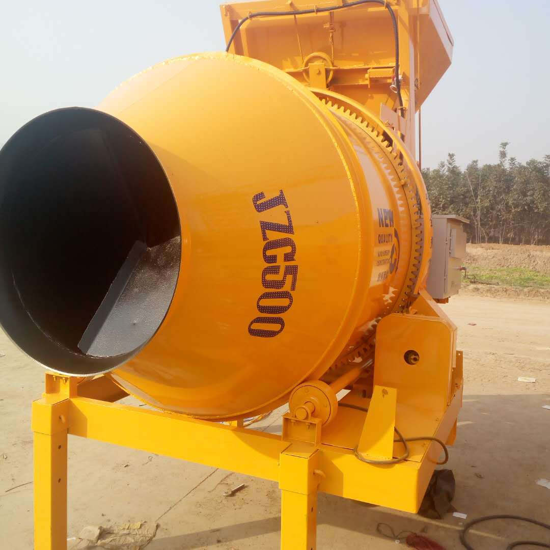 锐鼎促销胶轮驱动全爬滚筒搅拌机 水泥砂浆搅拌设备