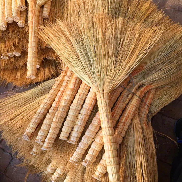 大量加工高粱苗扫把 家用扫把 户外高粱小扫帚 老式庭院扫帚