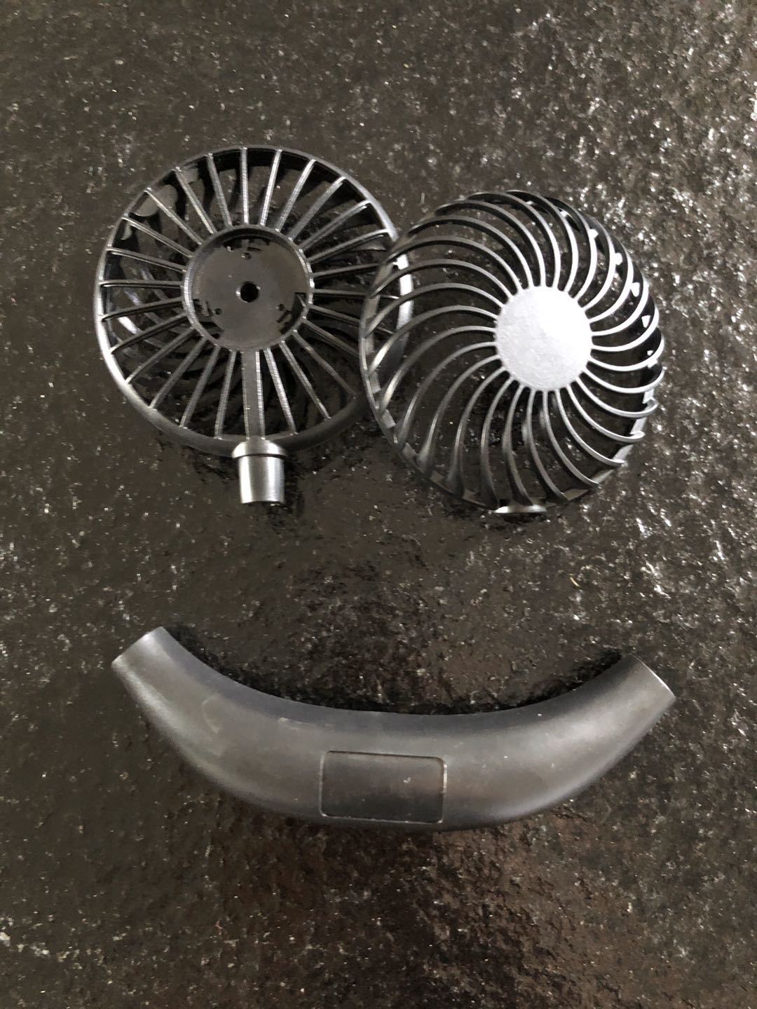 三代挂脖风扇外壳便携时尚迷你风扇抖音同款源头厂家外壳注塑配件