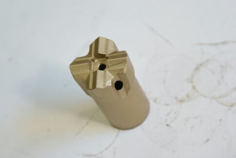 实物图展示:钻头尺寸描述:商品描述产品类型全新品牌精信商品属性0元