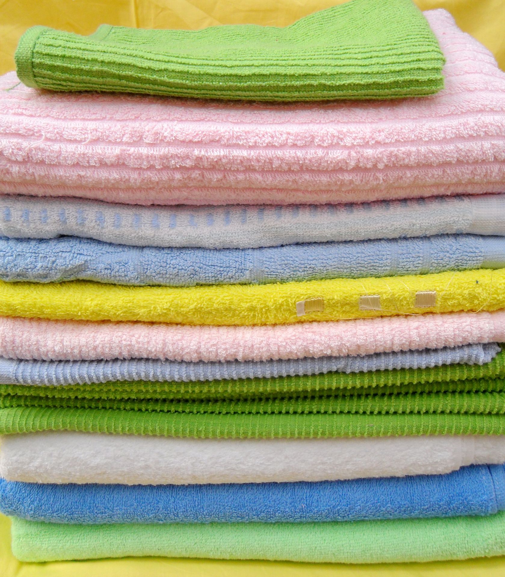 摆地摊早市低价微瑕毛巾批发 擦脸擦地擦车抹布 二等品吸水毛巾