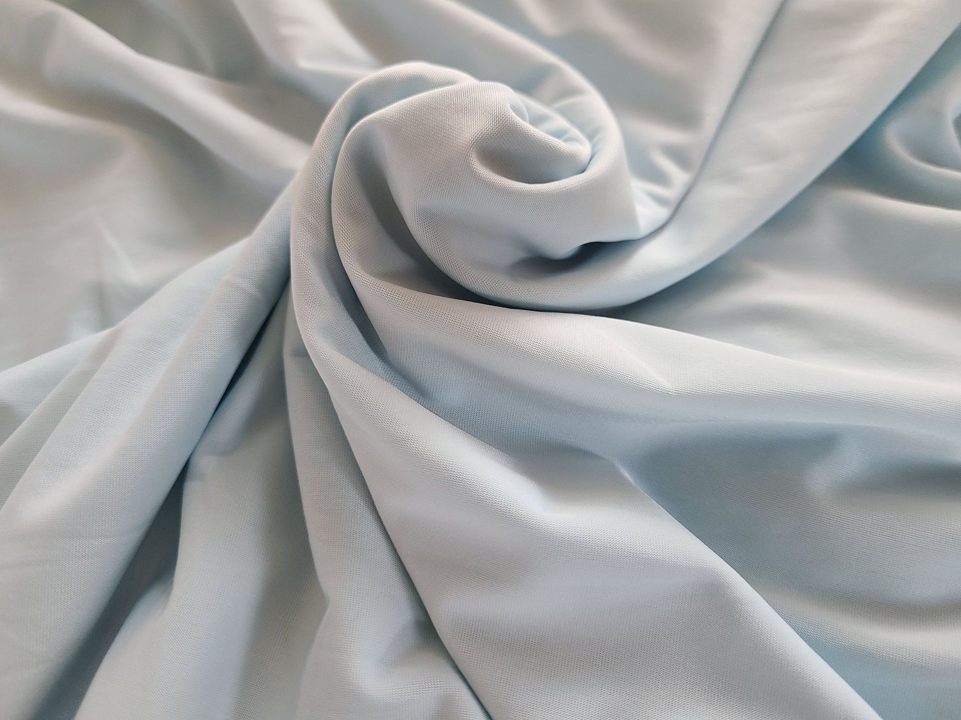 长期致力于面料研发和应用,欢迎咨询下单商品描述品名冰丝凉感面料