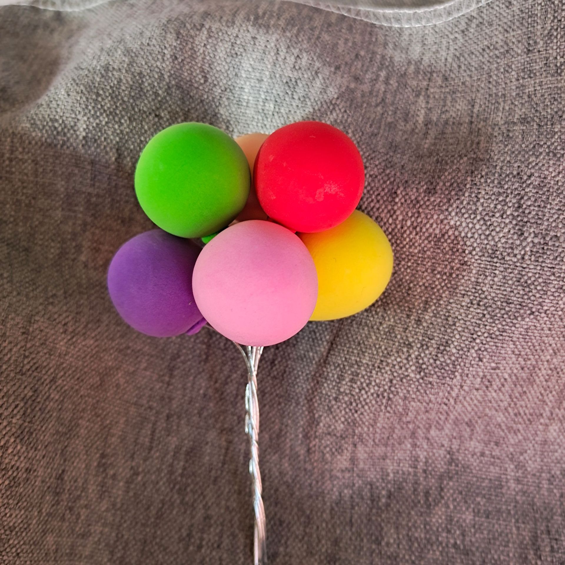 7球一束无底甜品装饰粘土气球插件香薰瓶告白气球多用途摆件