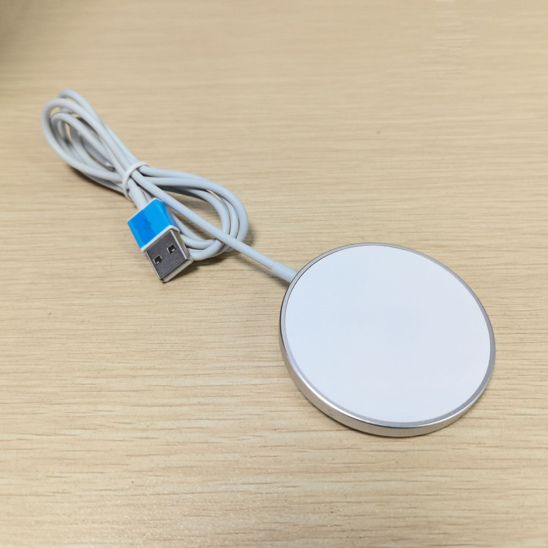 适用于苹果12手机无线充magsafe磁吸充电器iphone12pro快充15w